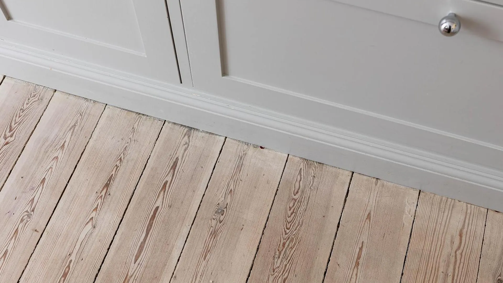 Lugn Design Laegenhet, I Heta Sofo, Soedermalm Apartment Stockholm Sweden