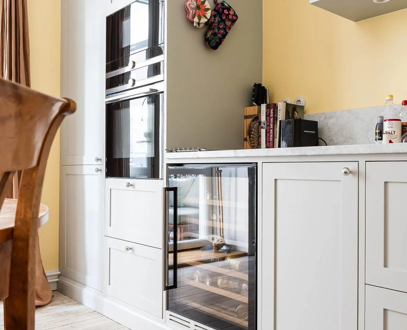 Lugn Design Laegenhet, I Heta Sofo, Soedermalm Apartment Stockholm